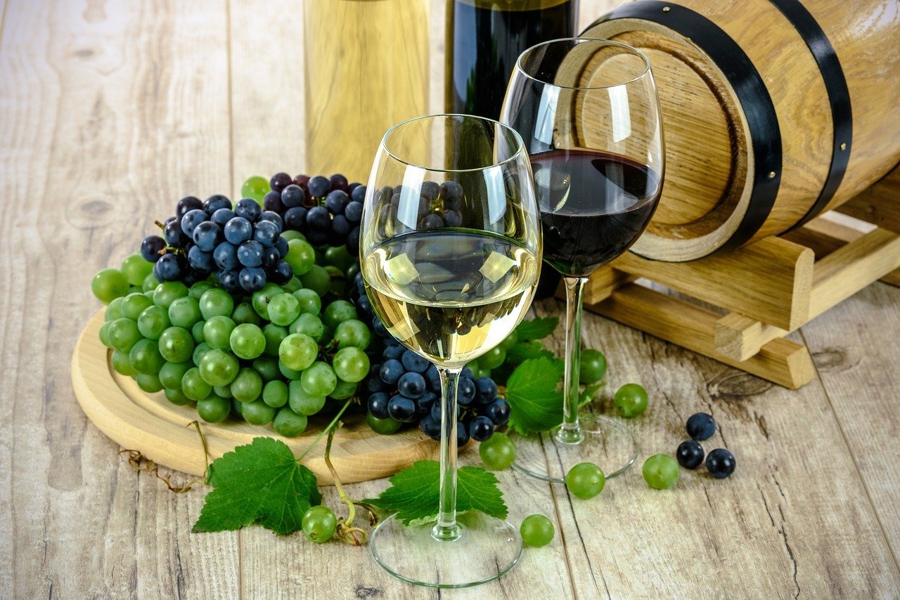 Jak powstaje wino? Opowieść o procesie produkcji wina.